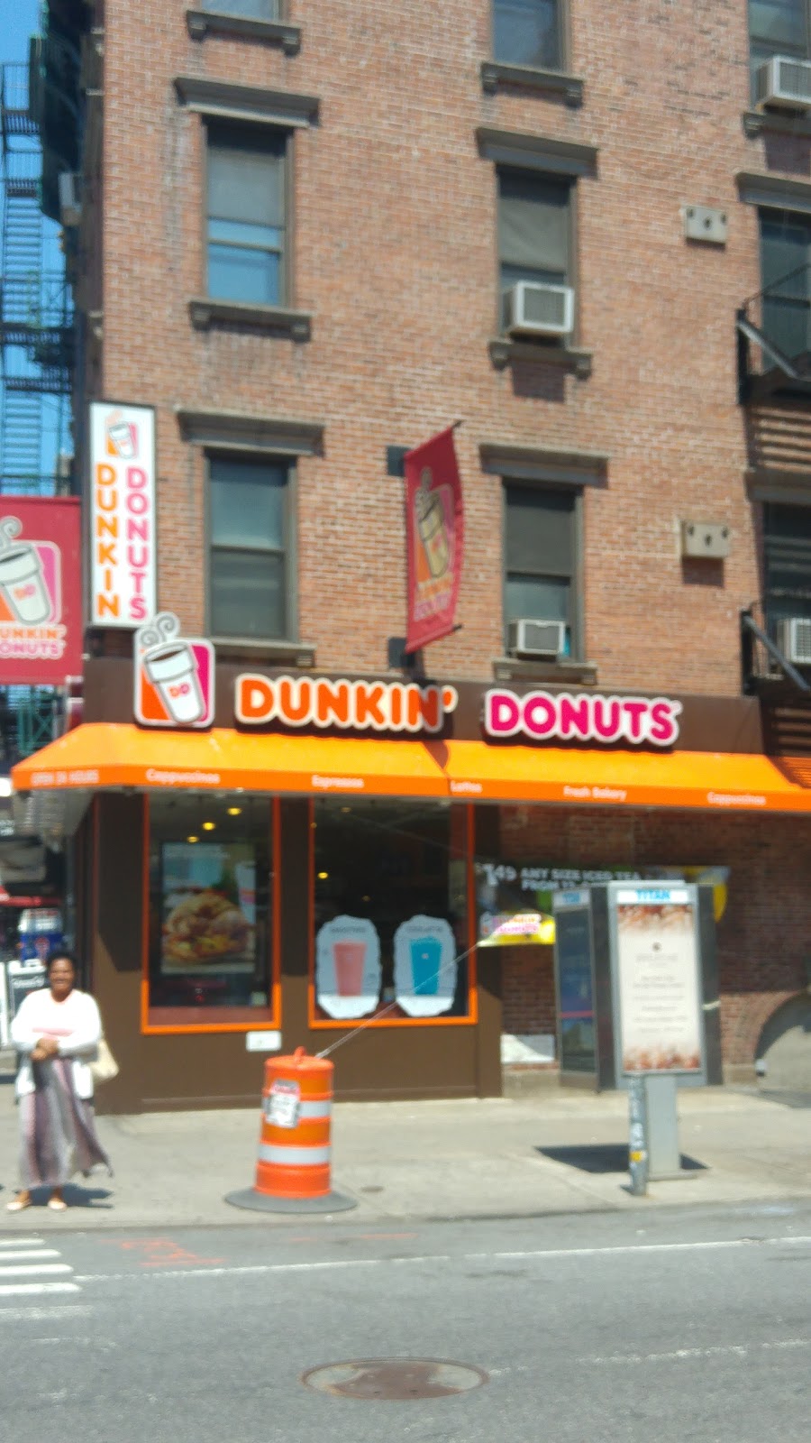 Photo of Dunkin' Donuts in New York City, New York, United States - 4 Picture of Restaurant, Food, Point of interest, Establishment, Store, Cafe, Bakery