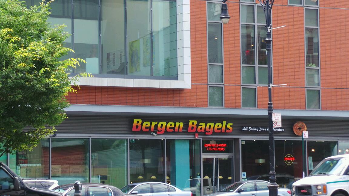 Photo of Bergen Bagels On Myrtle in Brooklyn City, New York, United States - 1 Picture of Restaurant, Food, Point of interest, Establishment, Store, Meal takeaway, Bakery