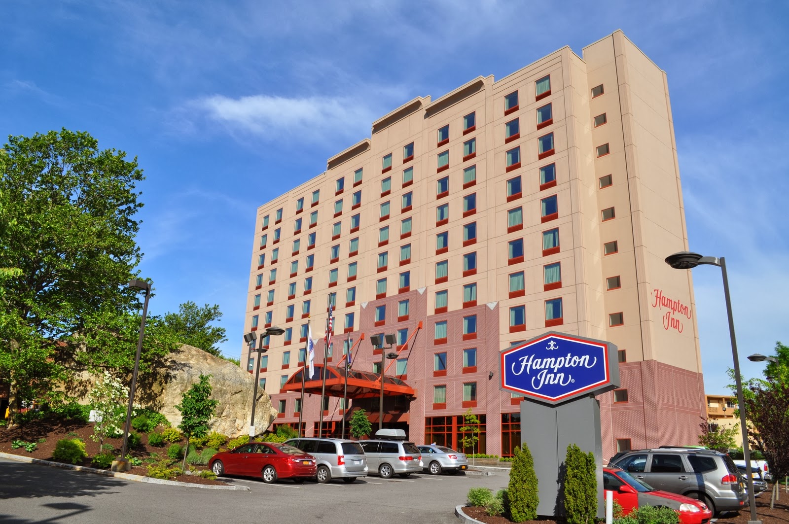 Photo of Hampton Inn New York - LaGuardia Airport in East Elmhurst City, New York, United States - 1 Picture of Point of interest, Establishment, Lodging