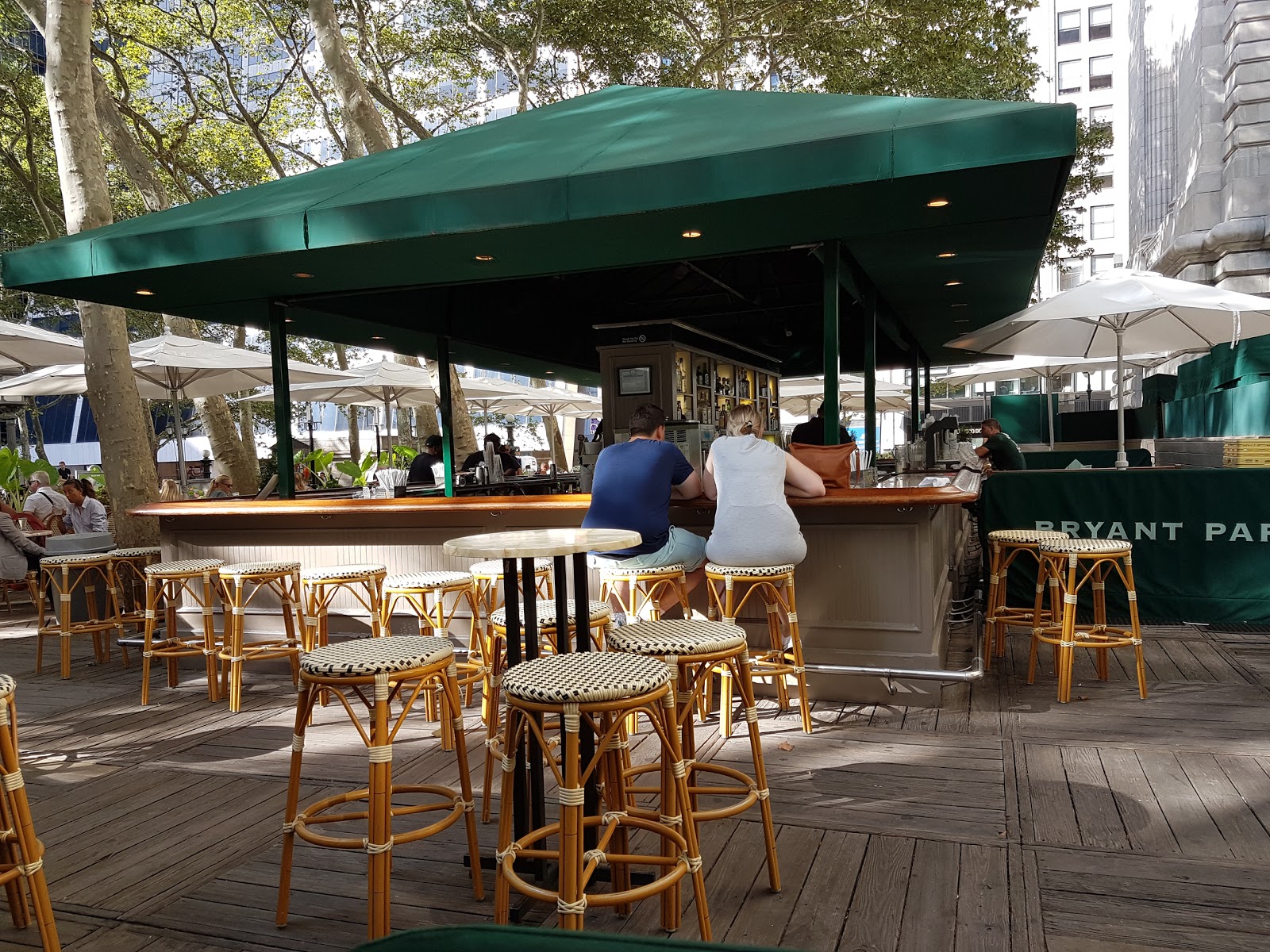 Photo of Bryant Park Café in New York City, New York, United States - 1 Picture of Restaurant, Food, Point of interest, Establishment, Bar