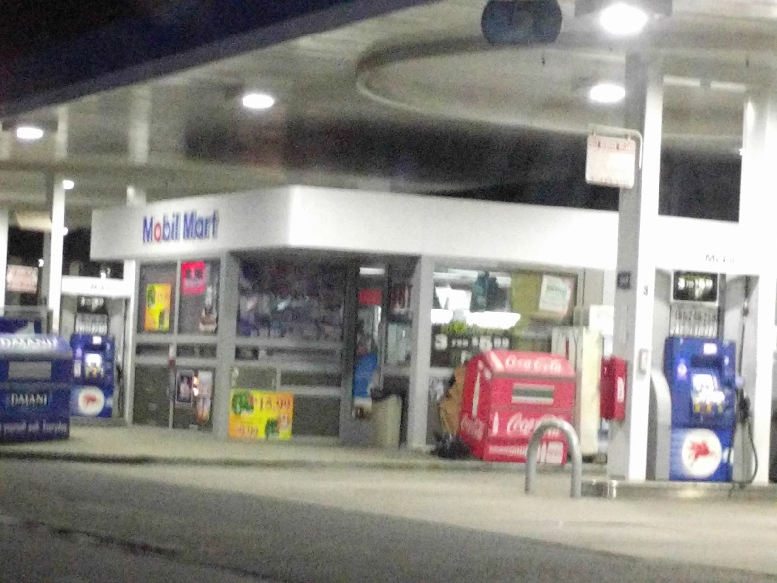 Photo of Mobil in Jamaica City, New York, United States - 2 Picture of Point of interest, Establishment, Gas station