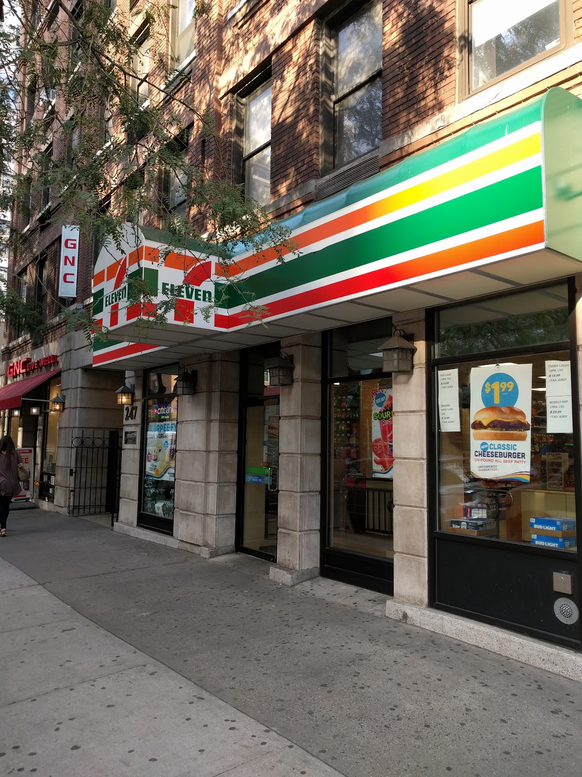 Photo of 7-Eleven in New York City, New York, United States - 1 Picture of Restaurant, Food, Point of interest, Establishment, Store, Cafe, Convenience store