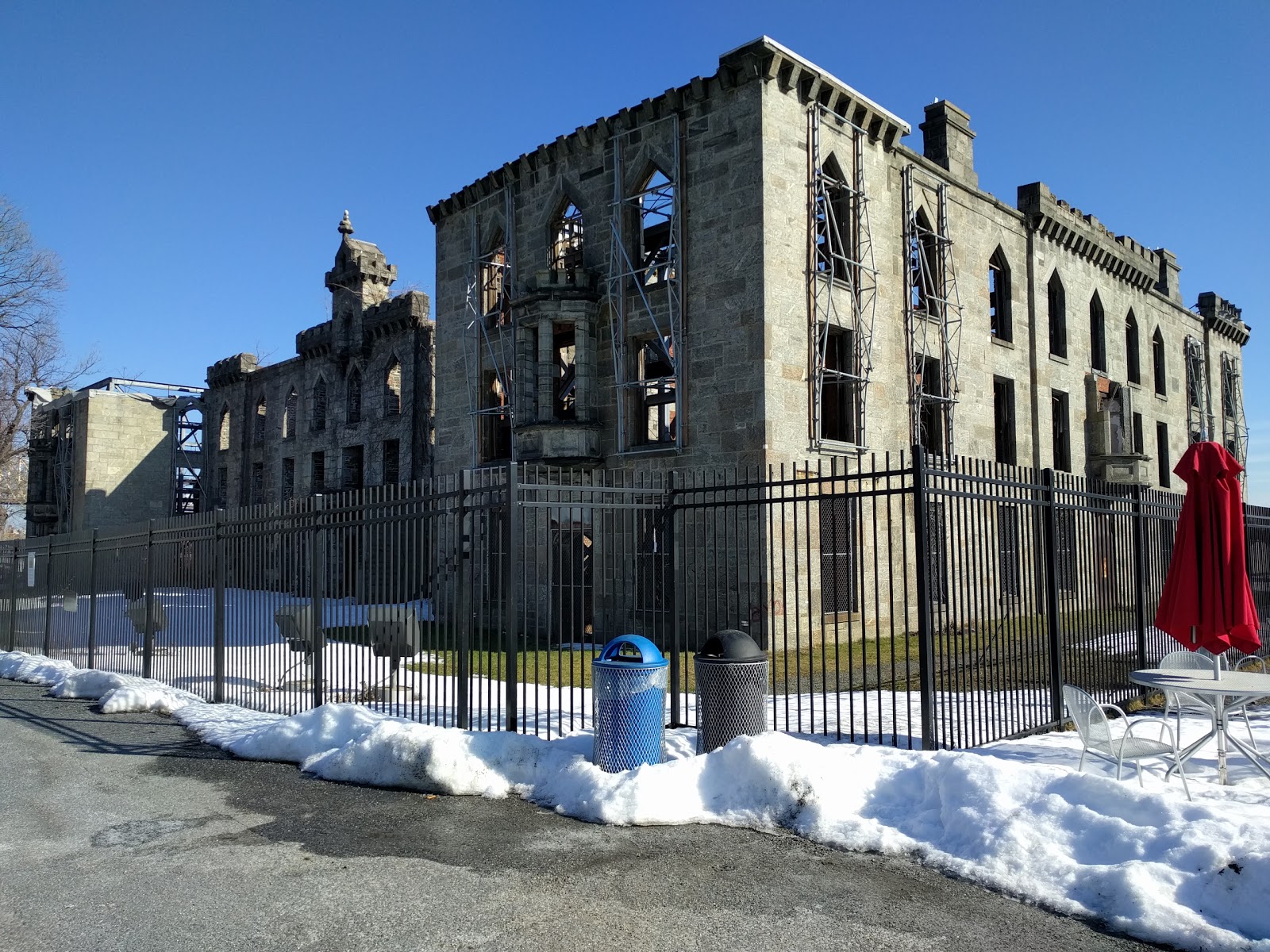 Photo of Smallpox Memorial Hospital in New York City, New York, United States - 5 Picture of Point of interest, Establishment, Hospital