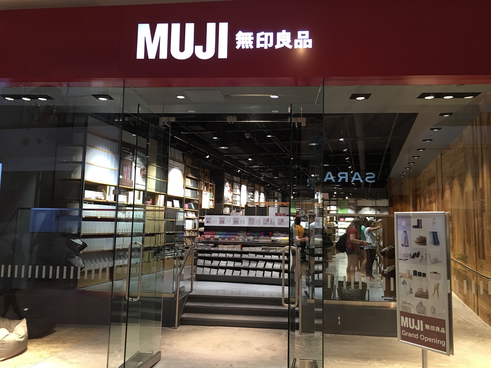 Photo of Muji in Paramus City, New Jersey, United States - 5 Picture of Point of interest, Establishment, Store, Home goods store, Clothing store, Department store