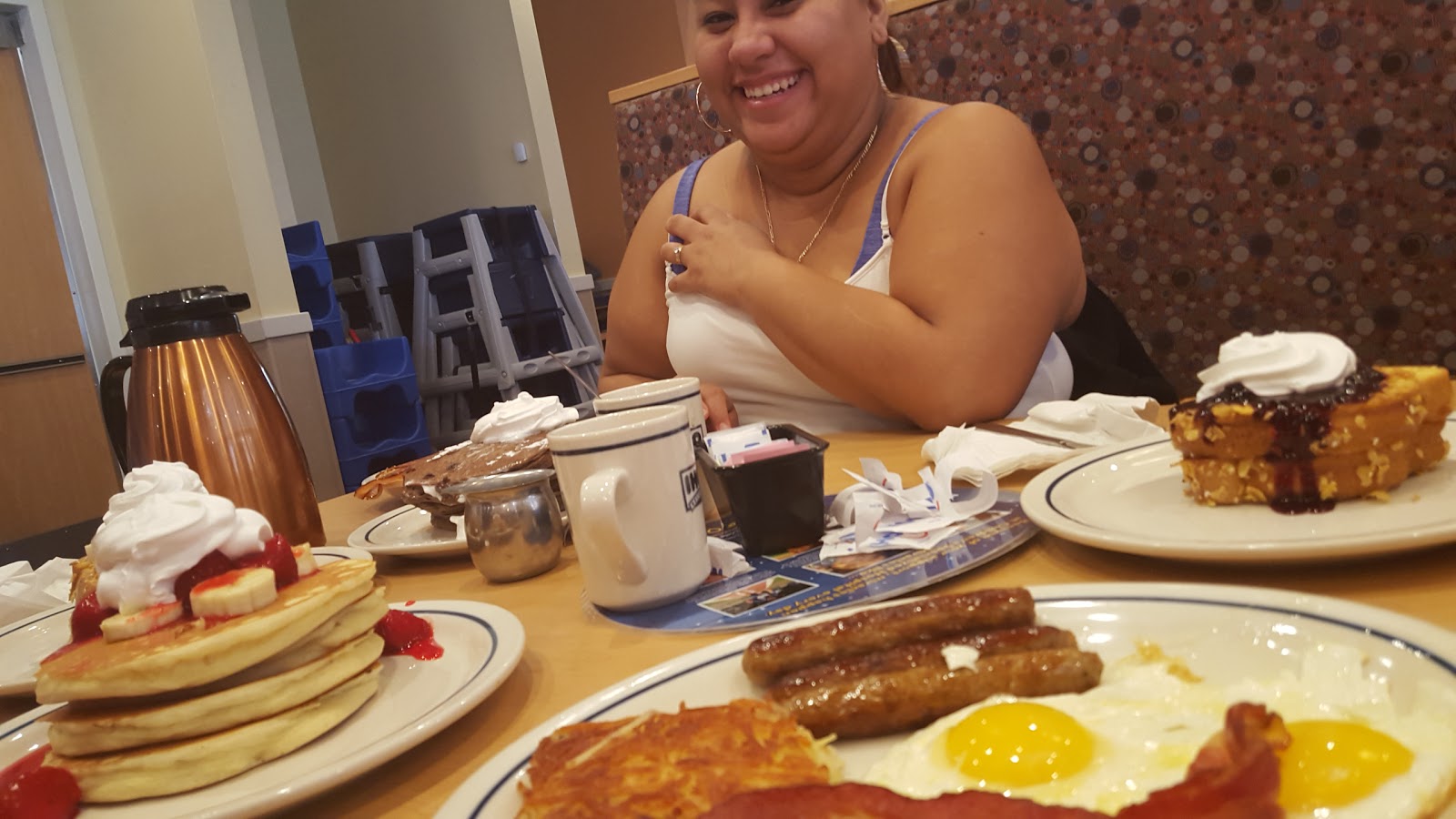 Photo of IHOP in Paterson City, New Jersey, United States - 3 Picture of Restaurant, Food, Point of interest, Establishment