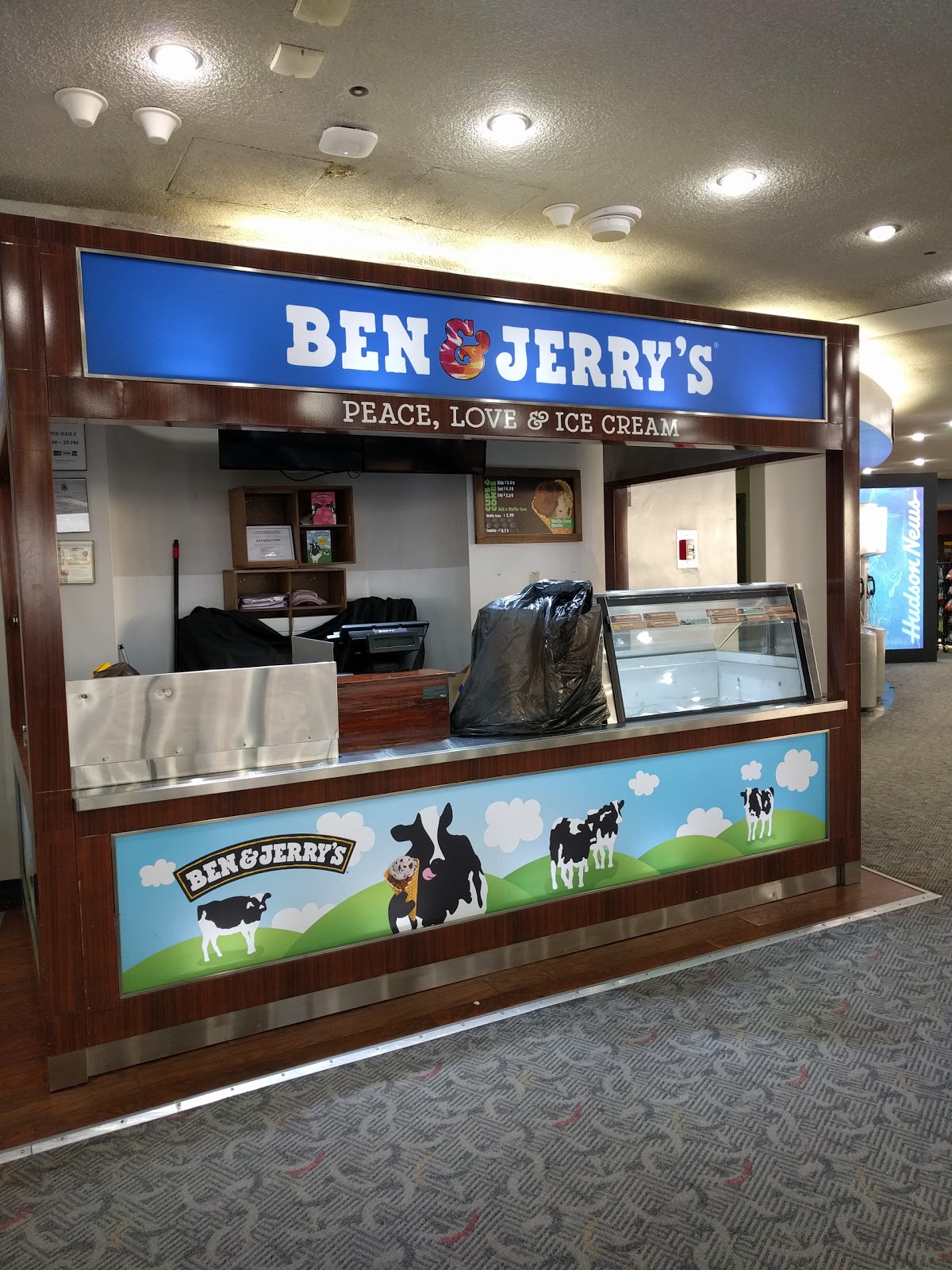 Photo of Ben & Jerry's in Elizabeth City, New Jersey, United States - 2 Picture of Food, Point of interest, Establishment, Store