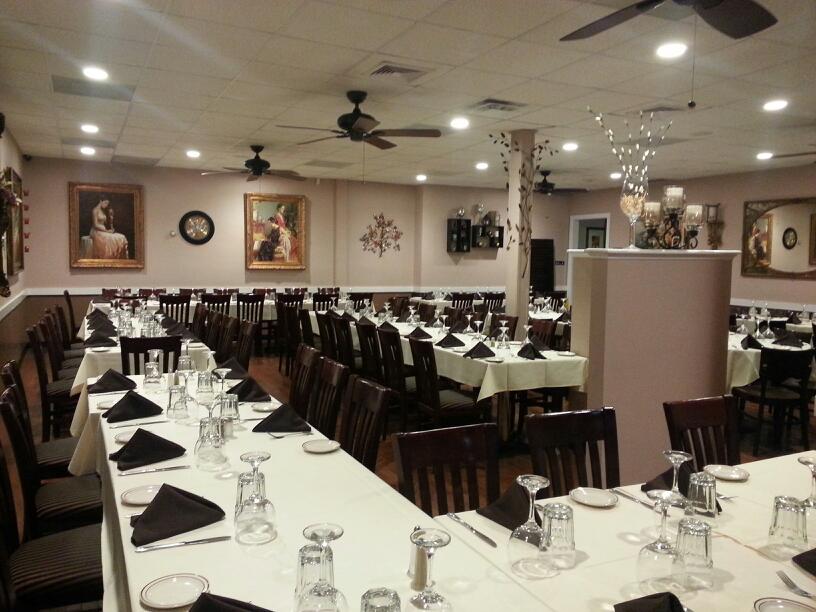 Photo of Gelone Restaurant in Lyndhurst City, New Jersey, United States - 2 Picture of Restaurant, Food, Point of interest, Establishment