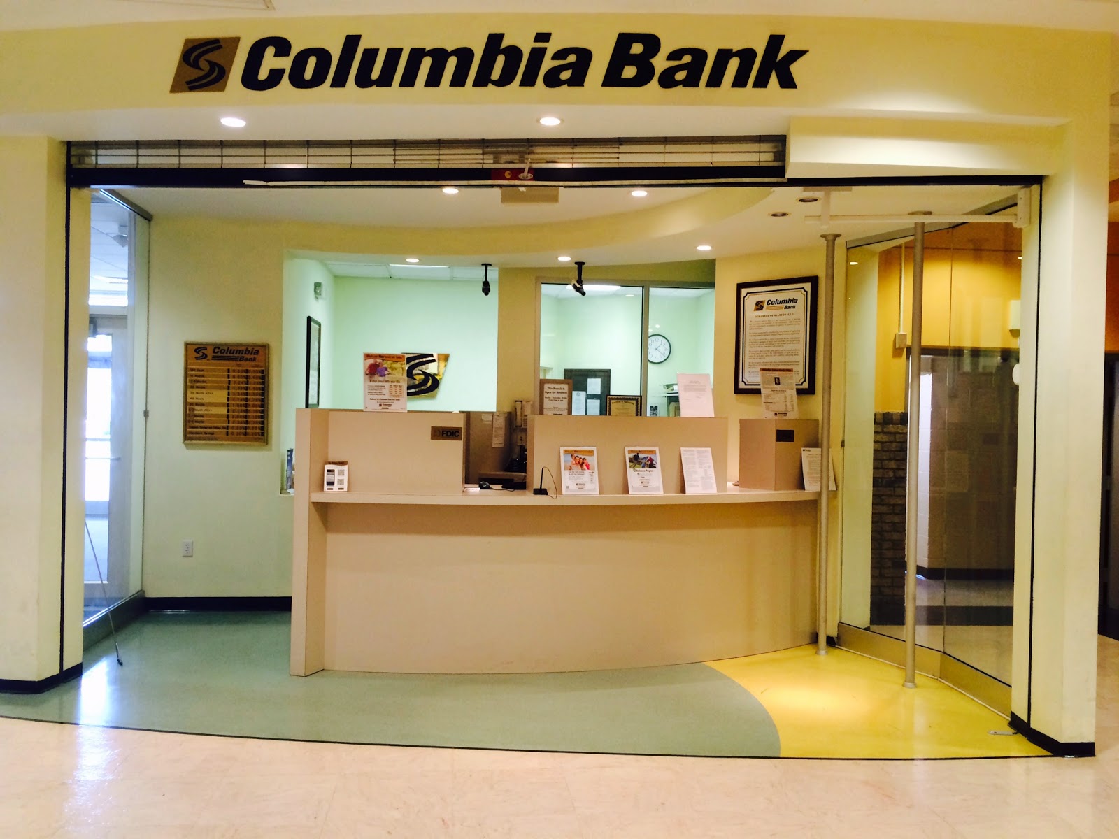 Photo of Columbia Bank in Wayne City, New Jersey, United States - 1 Picture of Point of interest, Establishment, Finance, Atm, Bank