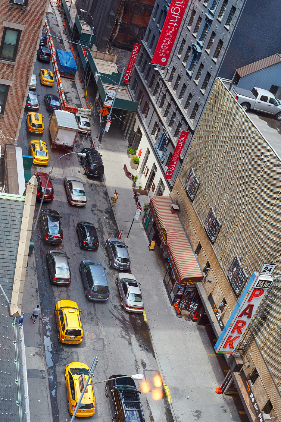 Photo of Haven Rooftop in New York City, New York, United States - 5 Picture of Restaurant, Food, Point of interest, Establishment, Bar, Night club