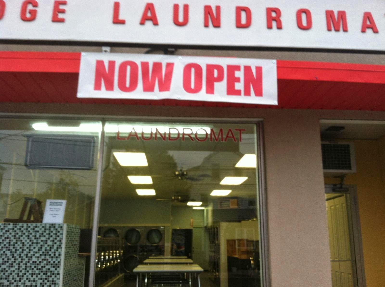 Photo of Ridge Laundromat in North Arlington City, New Jersey, United States - 2 Picture of Point of interest, Establishment, Laundry