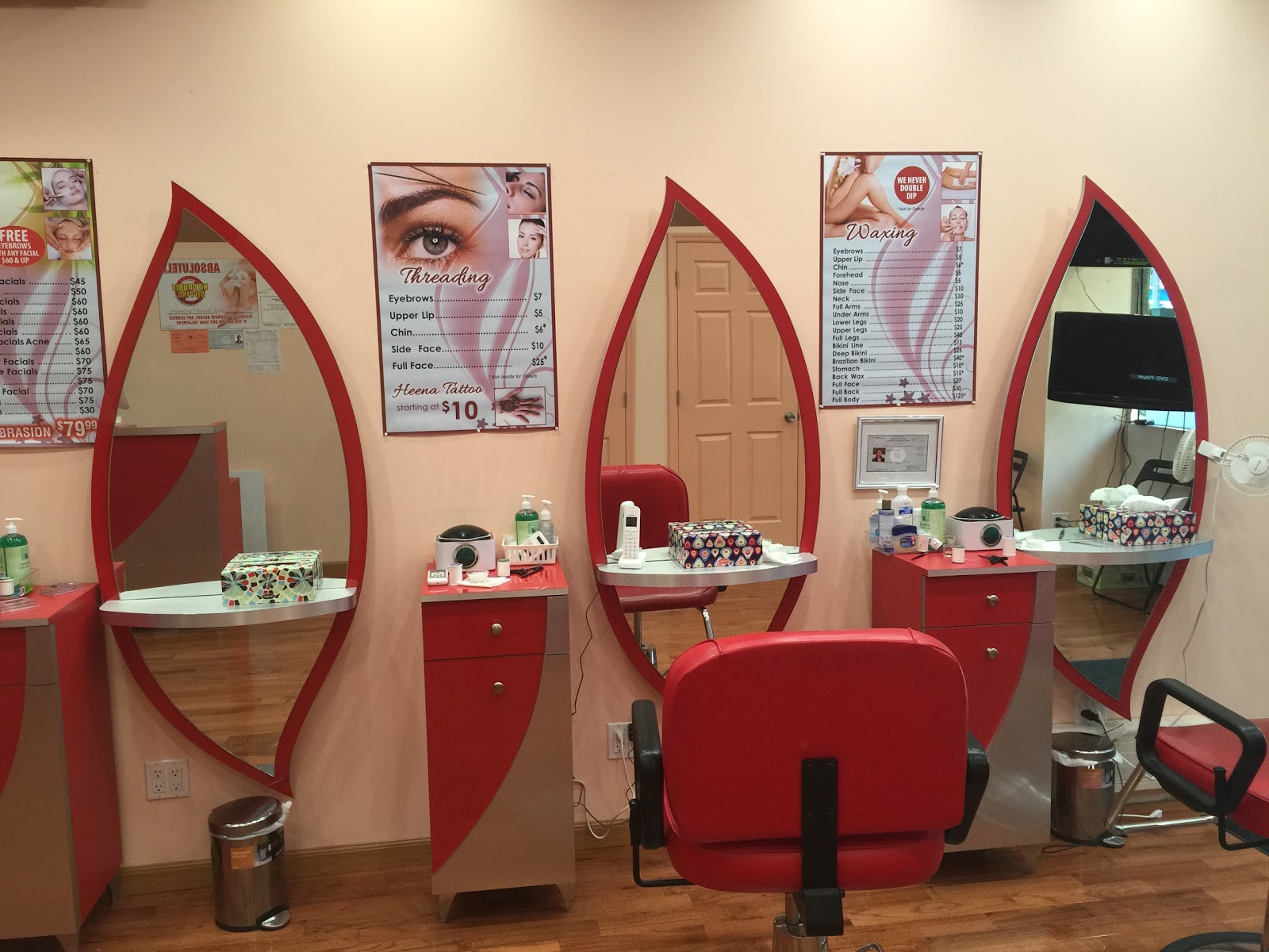 Photo of Blossom Brows Threading Salon in New York City, New York, United States - 10 Picture of Point of interest, Establishment, Beauty salon, Hair care