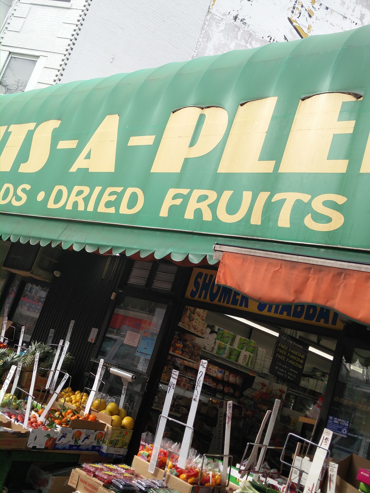 Photo of Fruits-A-Plenty Inc in Brooklyn City, New York, United States - 4 Picture of Food, Point of interest, Establishment, Store, Grocery or supermarket
