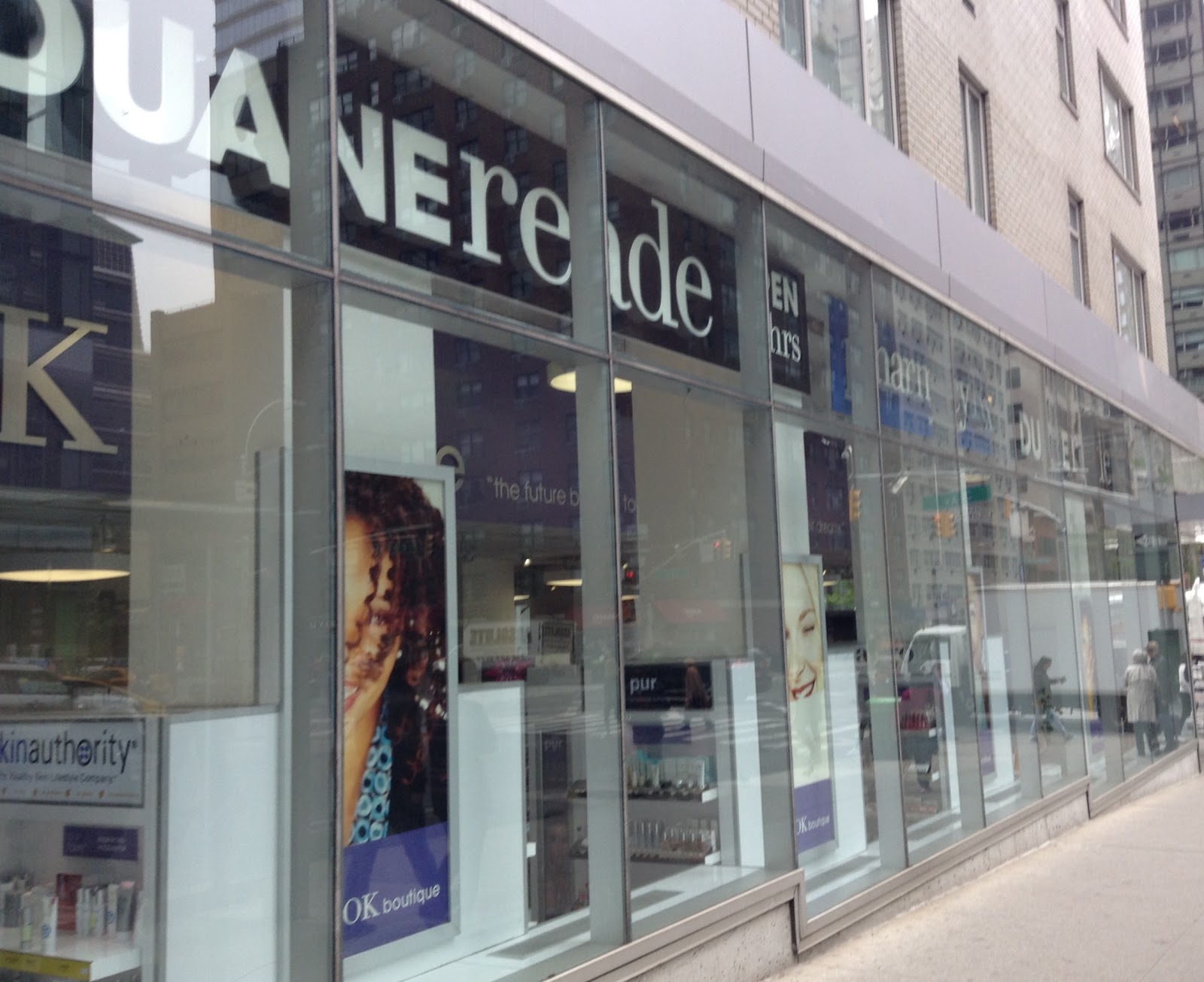 Photo of Duane Reade in New York City, New York, United States - 1 Picture of Food, Point of interest, Establishment, Store, Health, Convenience store, Home goods store, Clothing store, Electronics store