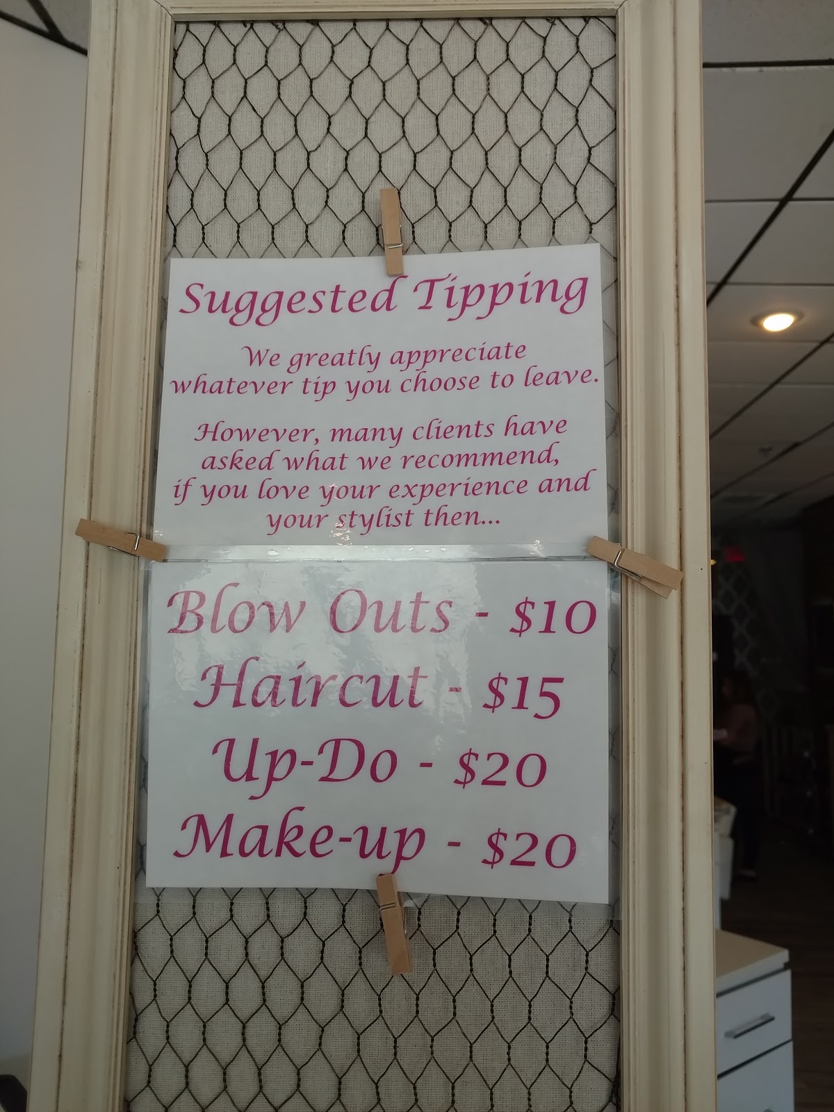 Photo of Blow Me Away blow dry bar in Great Neck City, New York, United States - 5 Picture of Point of interest, Establishment, Spa, Hair care