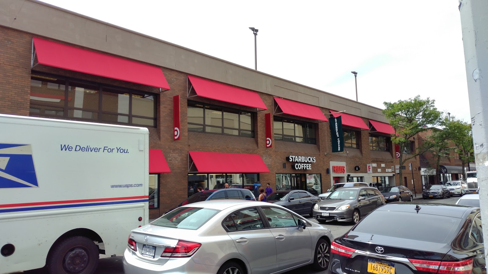 Photo of Target Mobile in Forest Hills City, New York, United States - 3 Picture of Point of interest, Establishment, Store