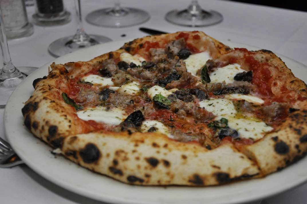 Photo of La Pizza Fresca Ristorante in New York City, New York, United States - 2 Picture of Restaurant, Food, Point of interest, Establishment