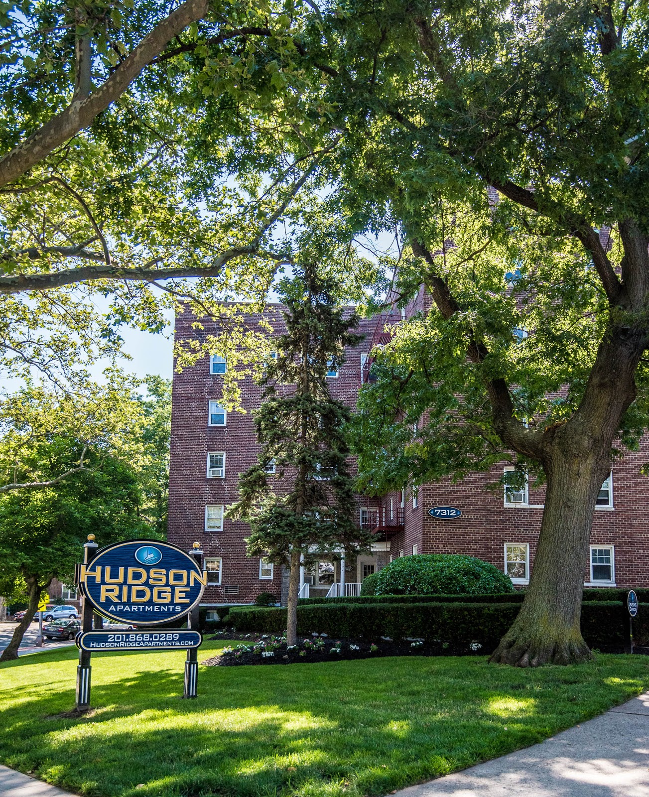 Photo of Hudson Ridge Apartments in North Bergen City, New Jersey, United States - 10 Picture of Point of interest, Establishment