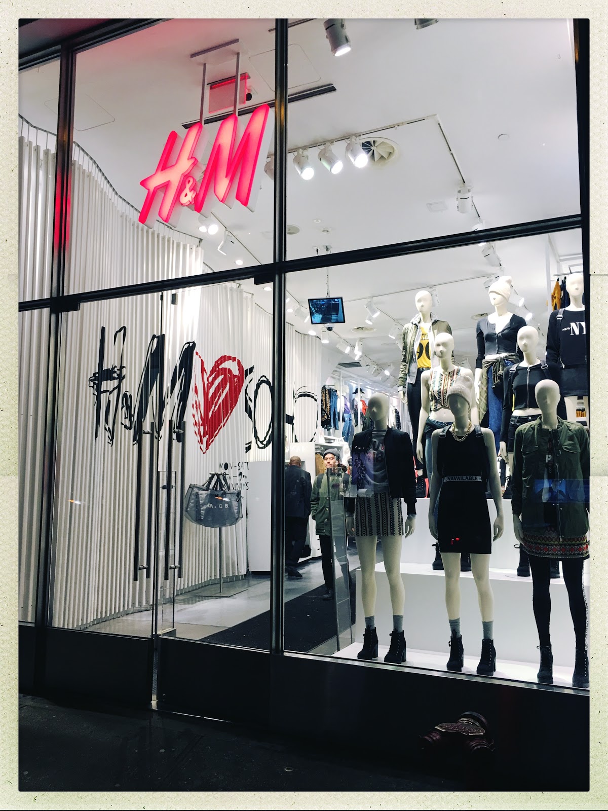 Photo of H&M in New York City, New York, United States - 5 Picture of Point of interest, Establishment, Store, Clothing store