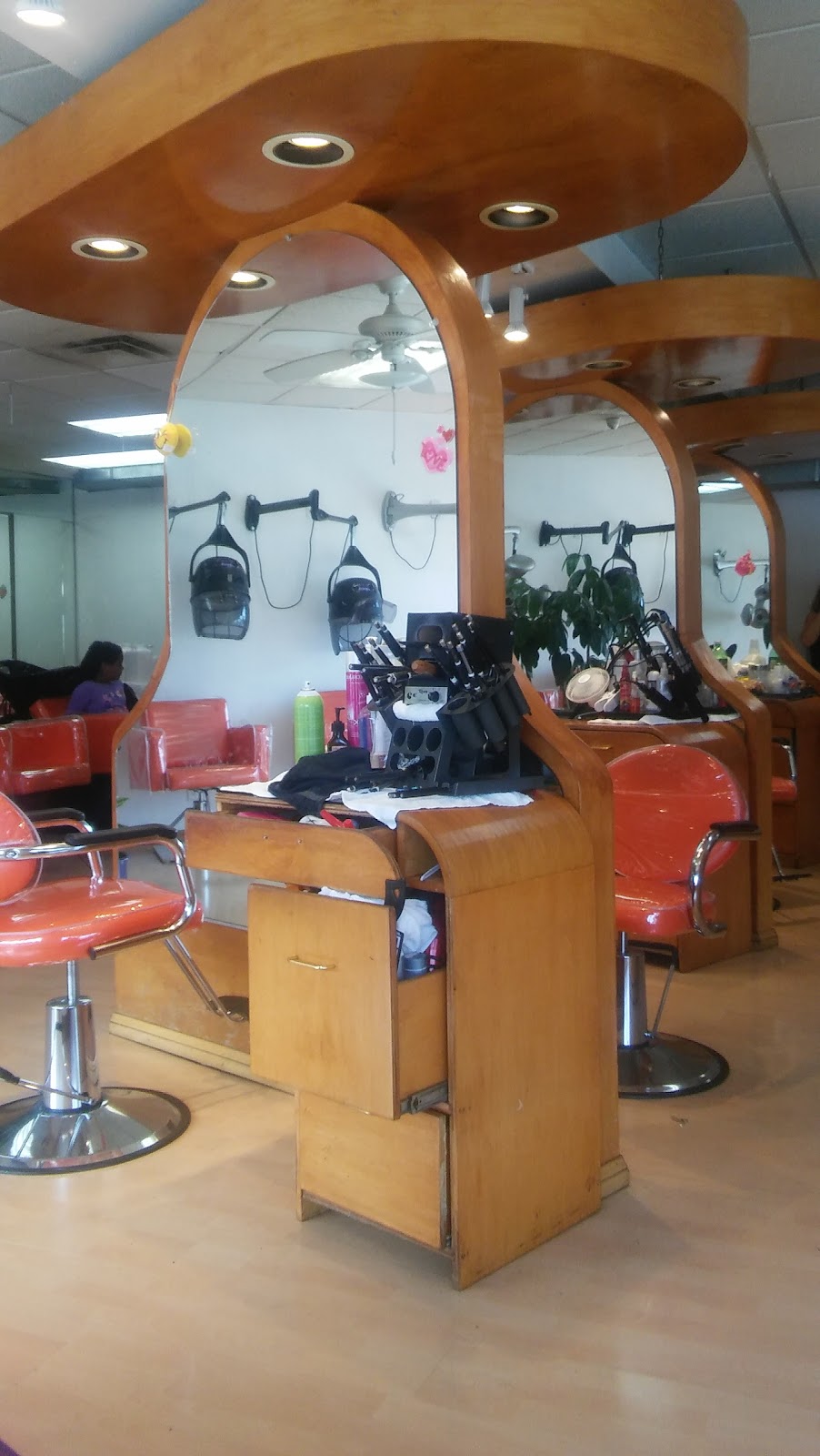 Photo of Hair Flair Salon in Queens City, New York, United States - 3 Picture of Point of interest, Establishment, Beauty salon