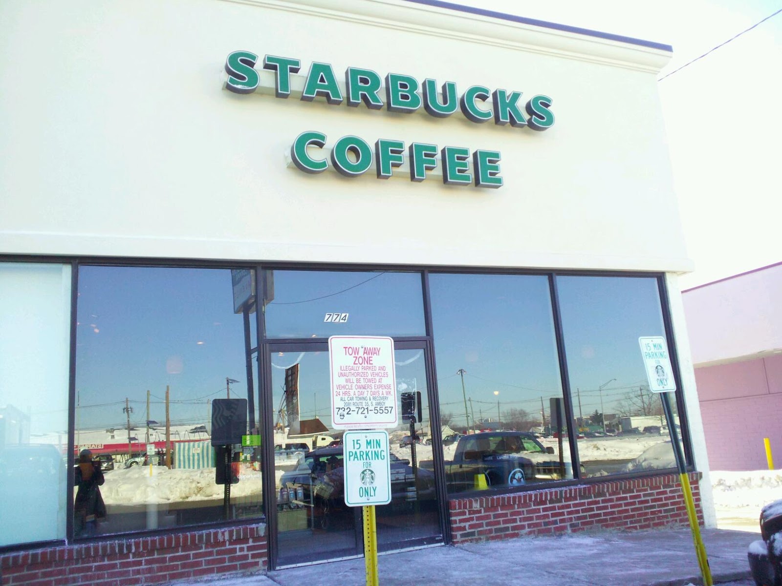 Photo of Starbucks in Iselin City, New Jersey, United States - 1 Picture of Food, Point of interest, Establishment, Store, Cafe