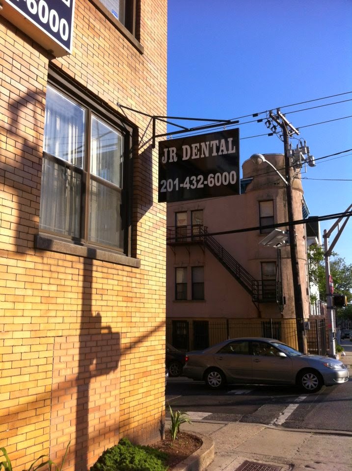 Photo of Dr. Lon J. Rosen, D.D.S in Jersey City, New Jersey, United States - 1 Picture of Point of interest, Establishment, Health, Dentist