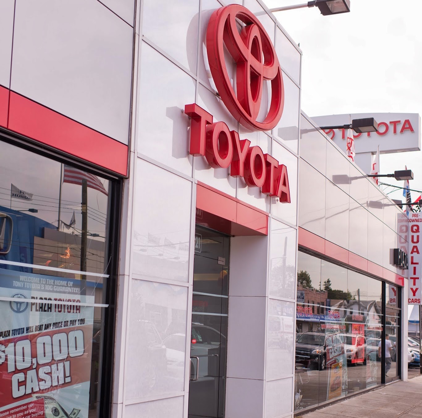 Photo of Plaza Toyota in Brooklyn City, New York, United States - 8 Picture of Point of interest, Establishment, Car dealer, Store, Car repair