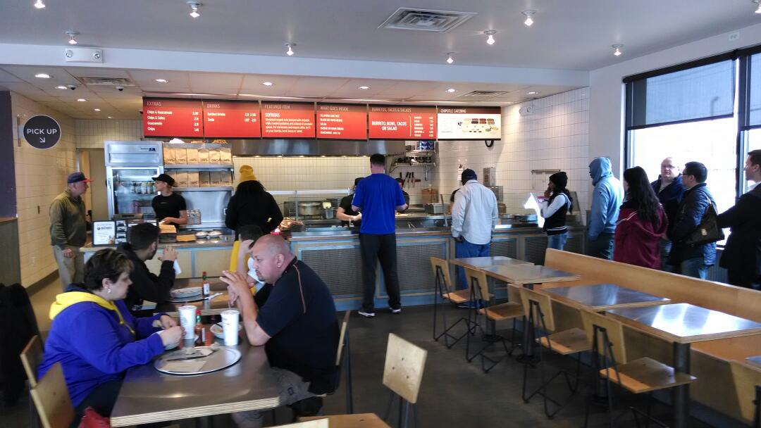 Photo of Chipotle Mexican Grill in Springfield Township City, New Jersey, United States - 1 Picture of Restaurant, Food, Point of interest, Establishment