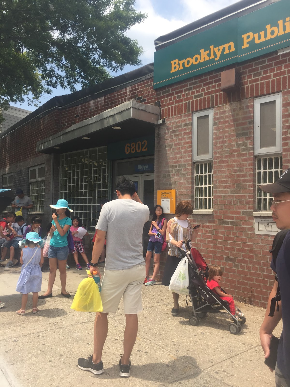 Photo of Mc Kinley Park Branch Library in Kings County City, New York, United States - 1 Picture of Point of interest, Establishment, Library