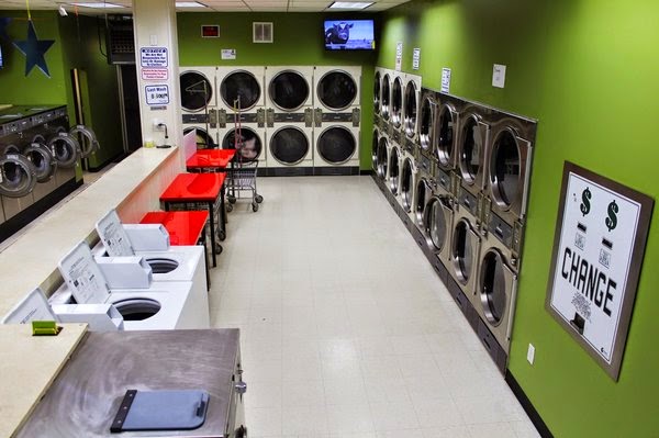 Photo of Joe Laundromat in Avenel City, New Jersey, United States - 4 Picture of Point of interest, Establishment, Laundry