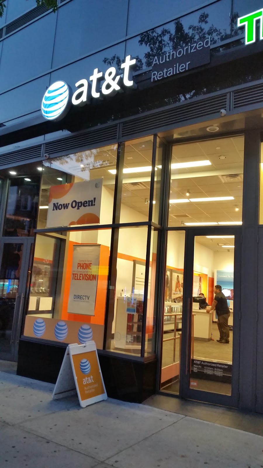 Photo of AT&T Authorized Retailer in Queens City, New York, United States - 1 Picture of Point of interest, Establishment, Store, Electronics store