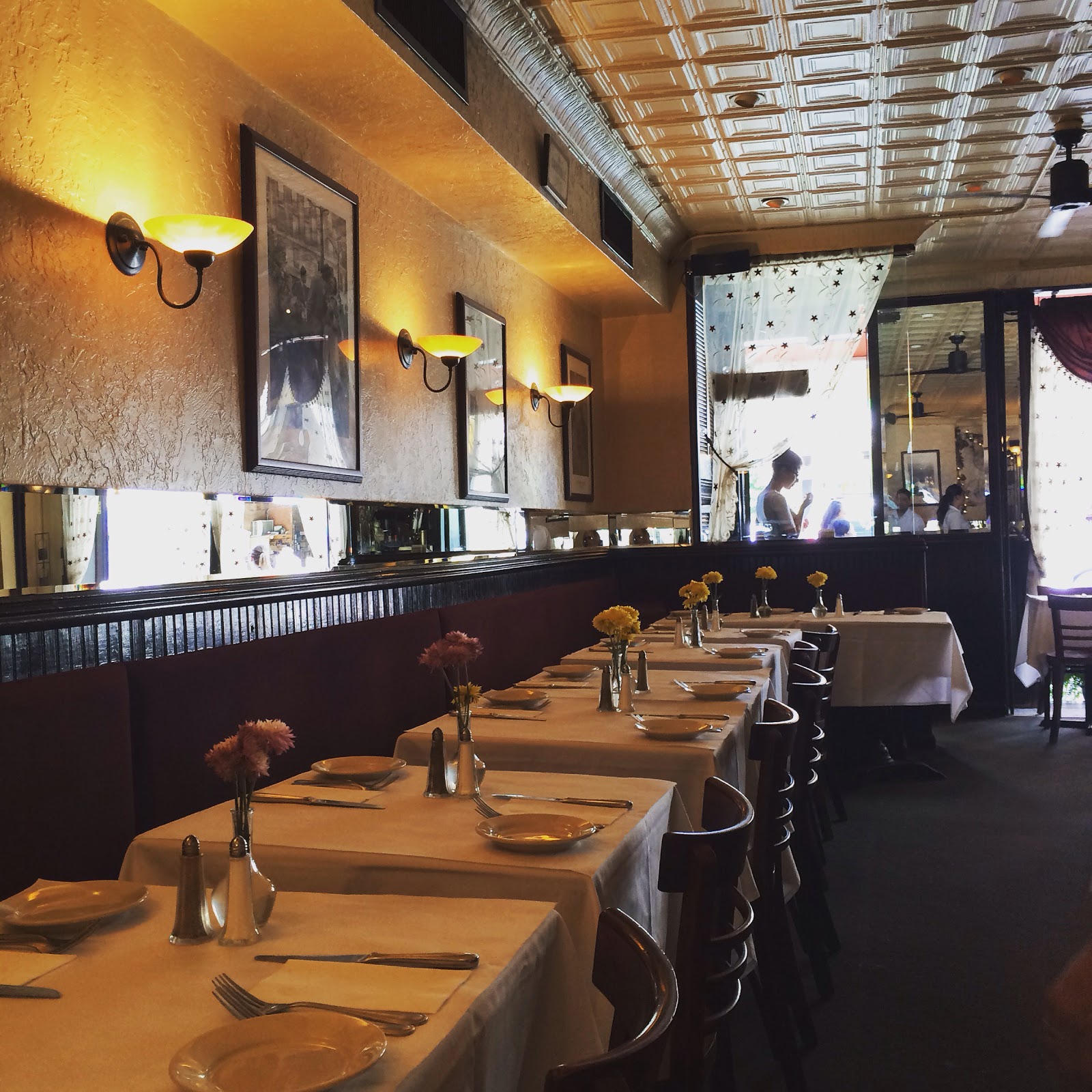 Photo of Bistro Les Amis in New York City, New York, United States - 7 Picture of Restaurant, Food, Point of interest, Establishment