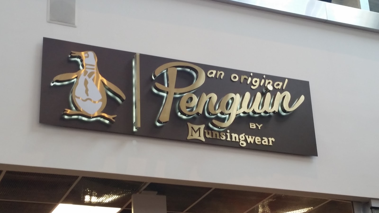 Photo of Original Penguin Retail in Elizabeth City, New Jersey, United States - 2 Picture of Point of interest, Establishment, Store, Clothing store