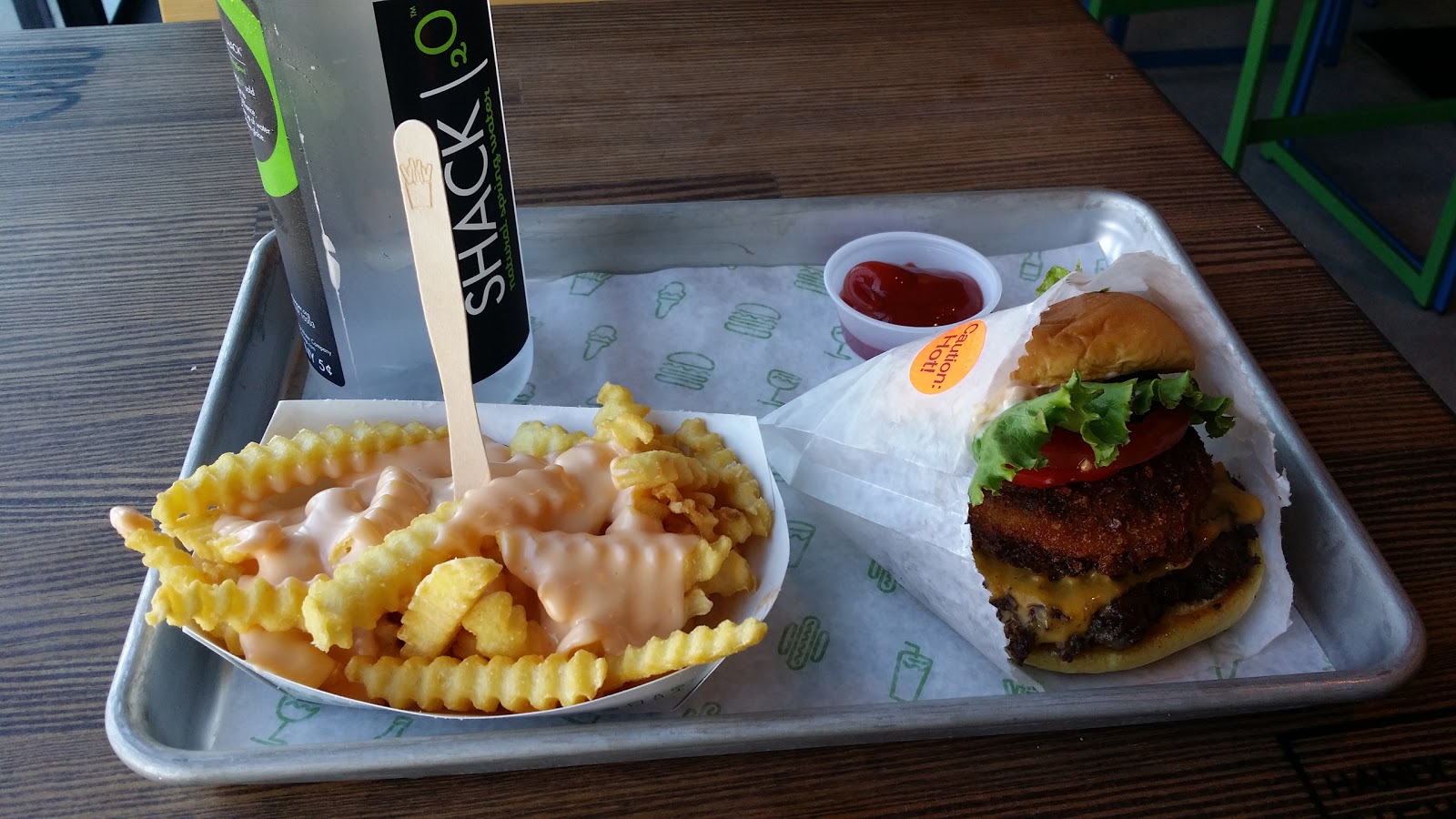 Photo of Shake Shack in Yonkers City, New York, United States - 2 Picture of Restaurant, Food, Point of interest, Establishment