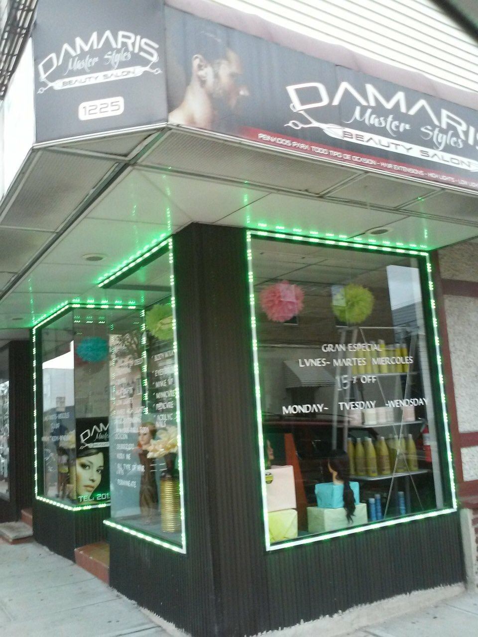 Photo of DAMARIS MASTER STYLES in Union City, New Jersey, United States - 8 Picture of Point of interest, Establishment, Beauty salon