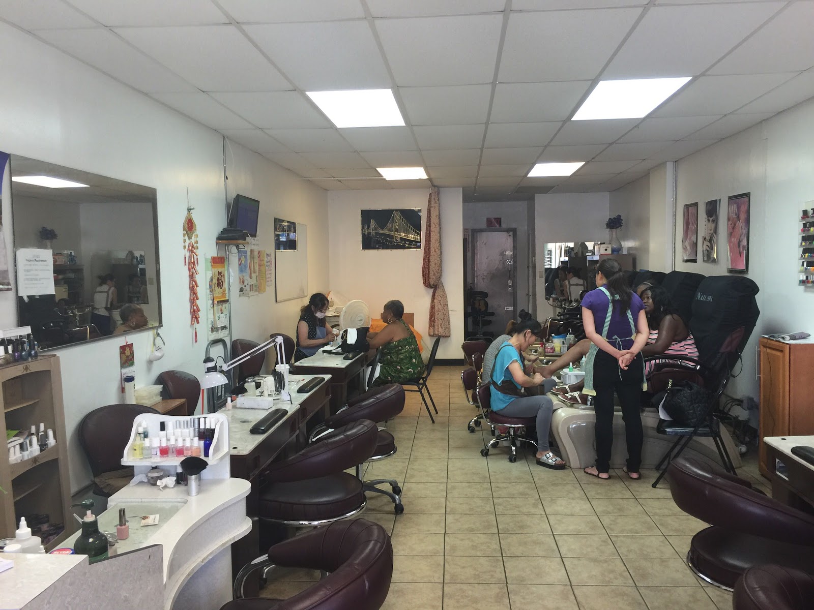 Photo of New Skylark Nails On Linden in Queens City, New York, United States - 2 Picture of Point of interest, Establishment, Beauty salon, Hair care