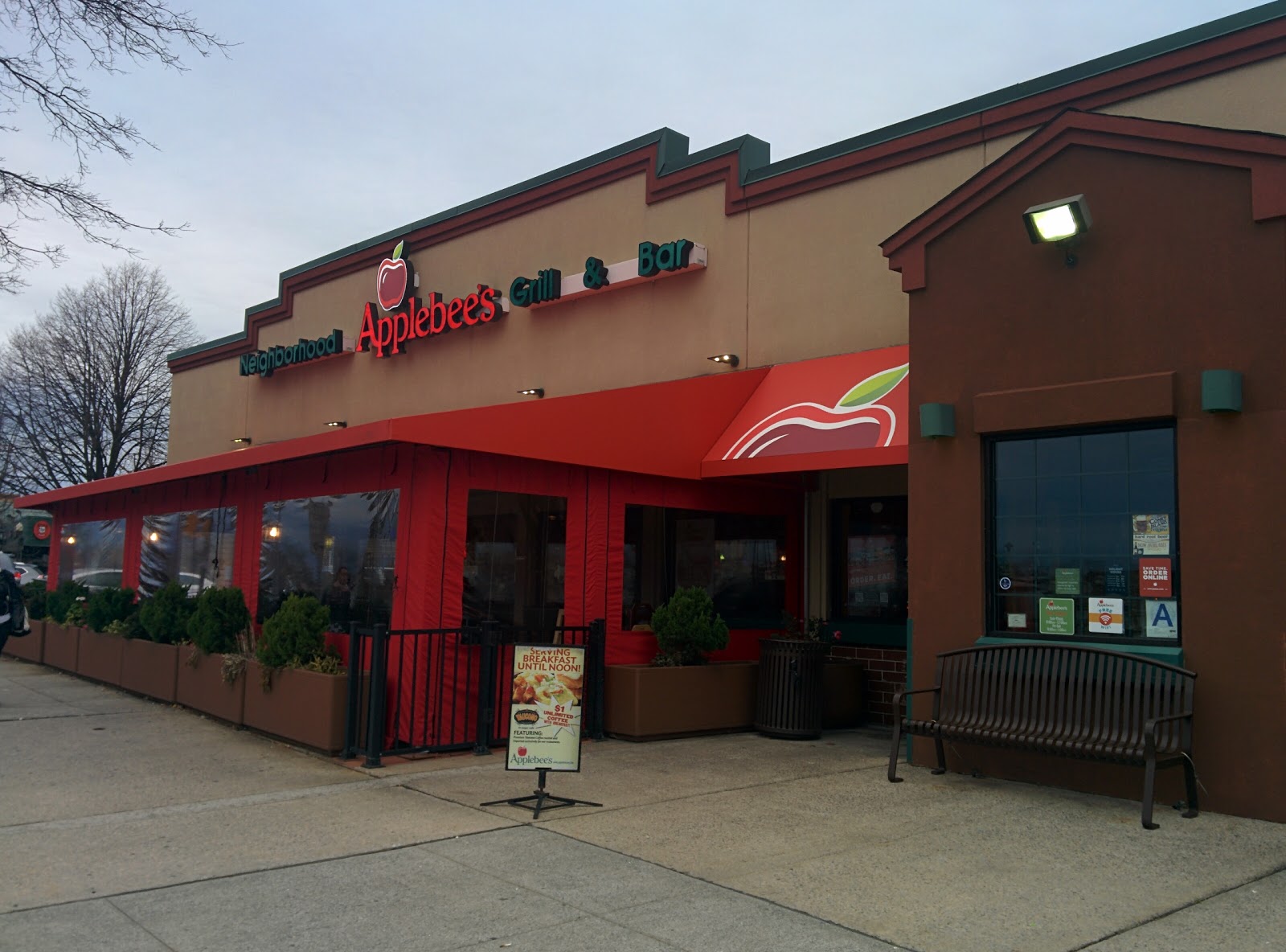 Photo of Applebee's Sheepshead Bay in Brooklyn City, New York, United States - 1 Picture of Restaurant, Food, Point of interest, Establishment