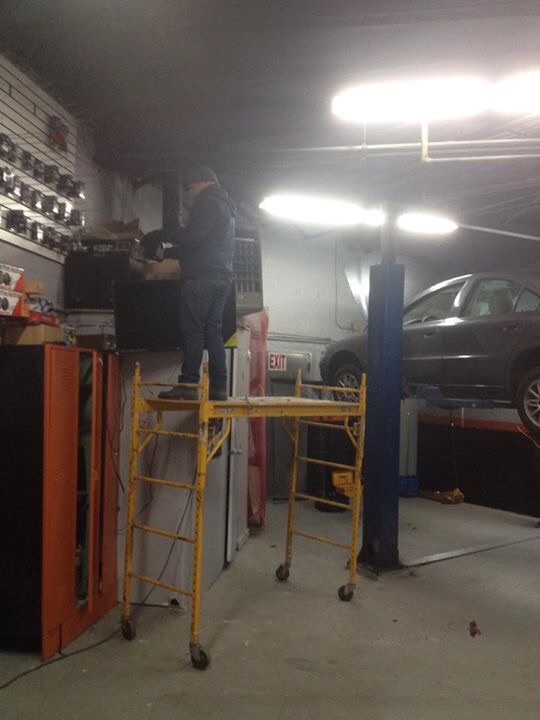 Photo of Leo's Autosound and Mobile Electronic in Bronx City, New York, United States - 4 Picture of Point of interest, Establishment, Car repair