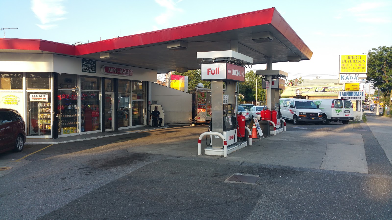 Photo of LUKOIL Service Station in Queens City, New York, United States - 2 Picture of Restaurant, Food, Point of interest, Establishment, Store, Meal takeaway, Cafe, Bar, Gas station, Convenience store, Car repair