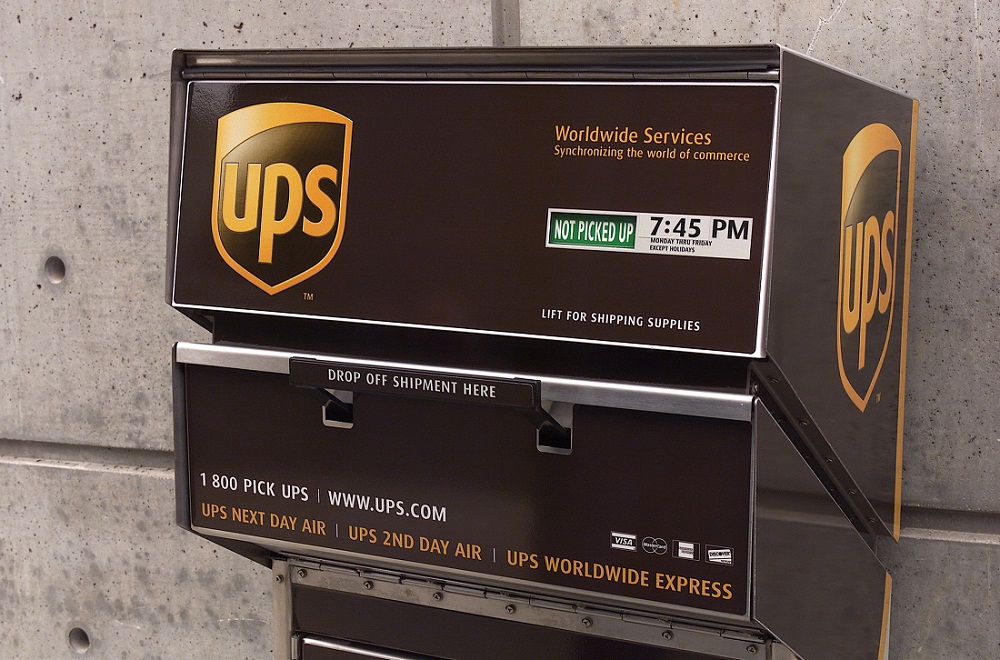Photo of UPS Drop Box in Secaucus City, New Jersey, United States - 1 Picture of Point of interest, Establishment, Finance, Atm
