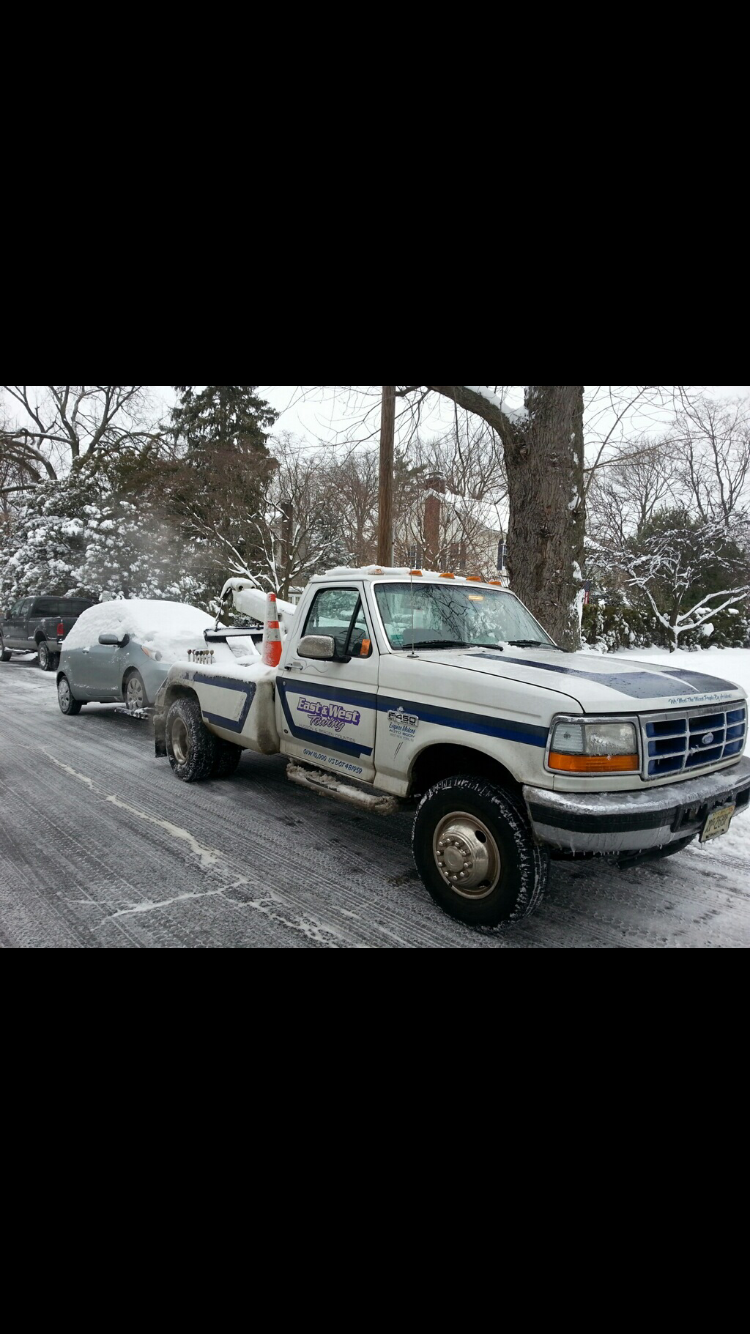Photo of East and West Towing in Union City, New Jersey, United States - 3 Picture of Point of interest, Establishment
