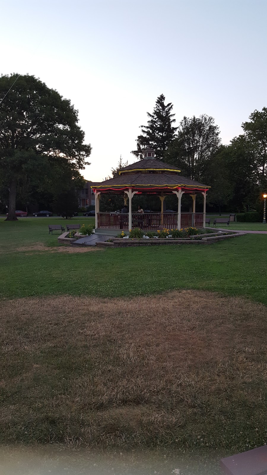 Photo of Cedarhurst Park in Cedarhurst City, New York, United States - 6 Picture of Point of interest, Establishment, Park