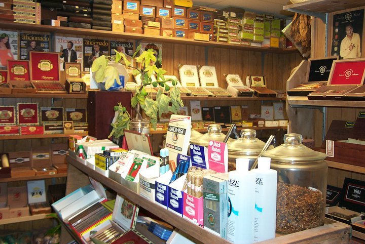 Photo of smokeys cigars & chocolatier co injc in Locust Valley City, New York, United States - 2 Picture of Point of interest, Establishment, Store