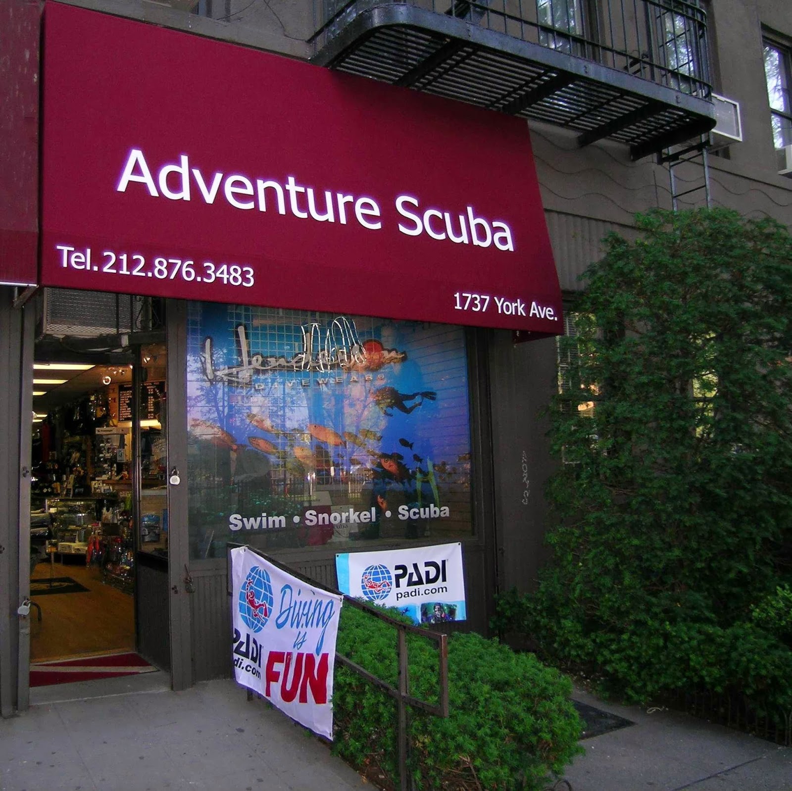 Photo of Adventure Scuba Inc in New York City, New York, United States - 2 Picture of Point of interest, Establishment, Store, Clothing store