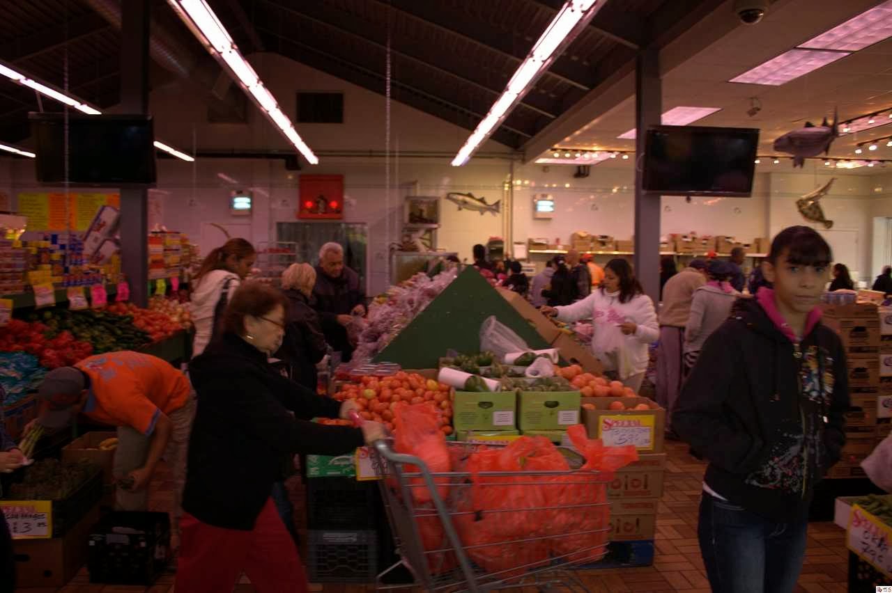 Photo of Seatown Fish & Meat Market in Brooklyn City, New York, United States - 4 Picture of Food, Point of interest, Establishment, Store, Grocery or supermarket