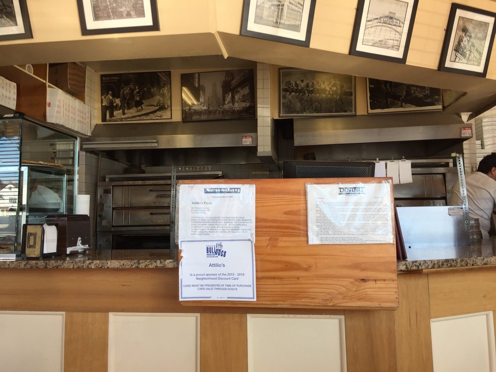 Photo of Attilio's Pizza in Roslyn Heights City, New York, United States - 2 Picture of Restaurant, Food, Point of interest, Establishment, Meal takeaway, Meal delivery