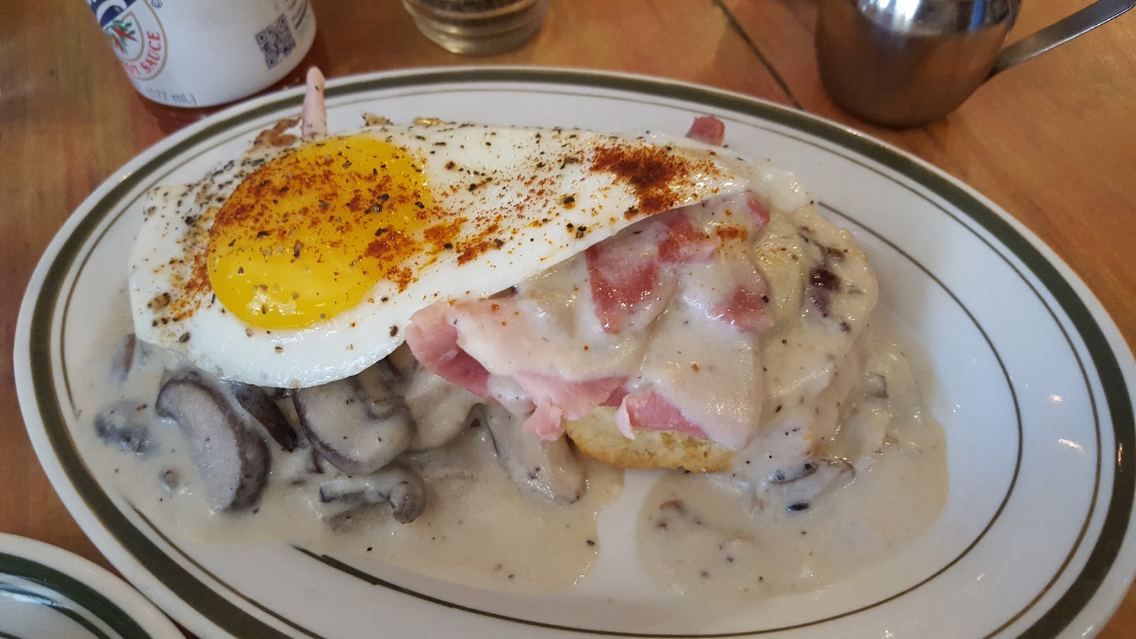 Photo of BeeHive Oven Biscuit Cafe in Kings County City, New York, United States - 7 Picture of Restaurant, Food, Point of interest, Establishment