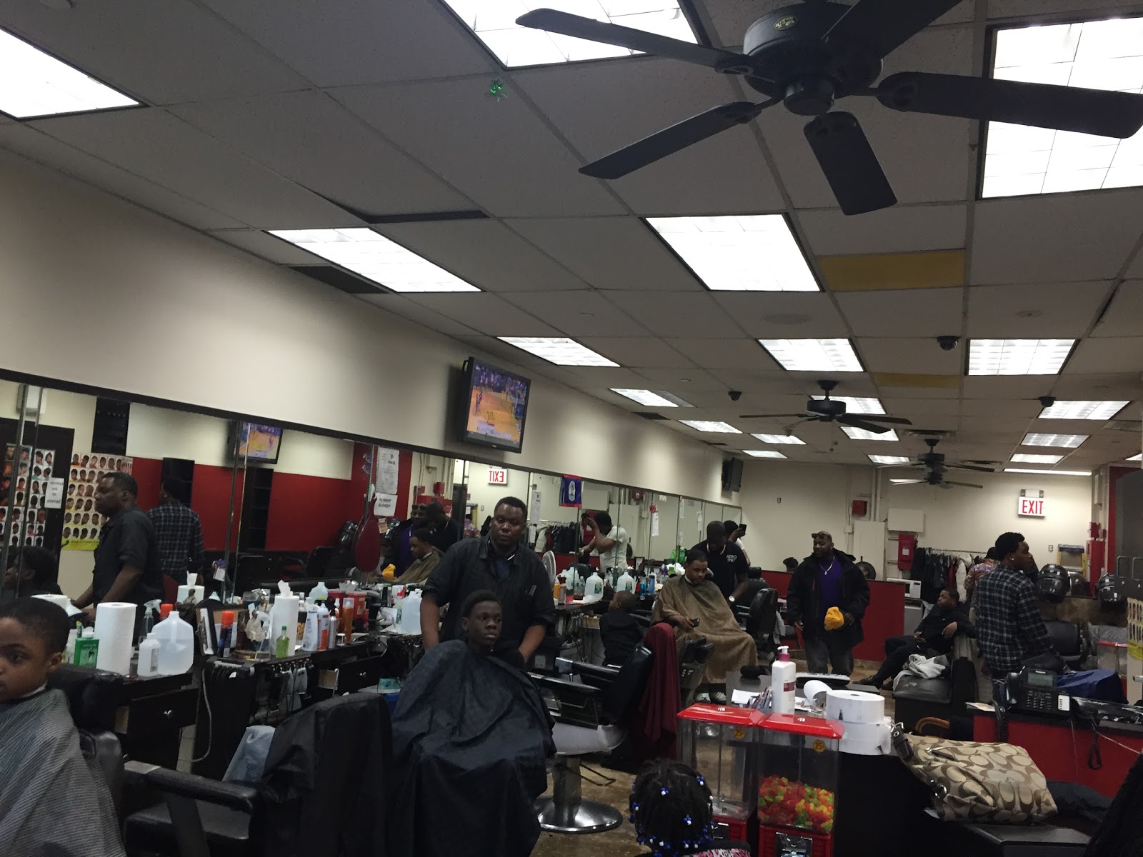 Photo of Urban America Hair Cutters Inc in Queens City, New York, United States - 5 Picture of Point of interest, Establishment, Health, Beauty salon, Hair care