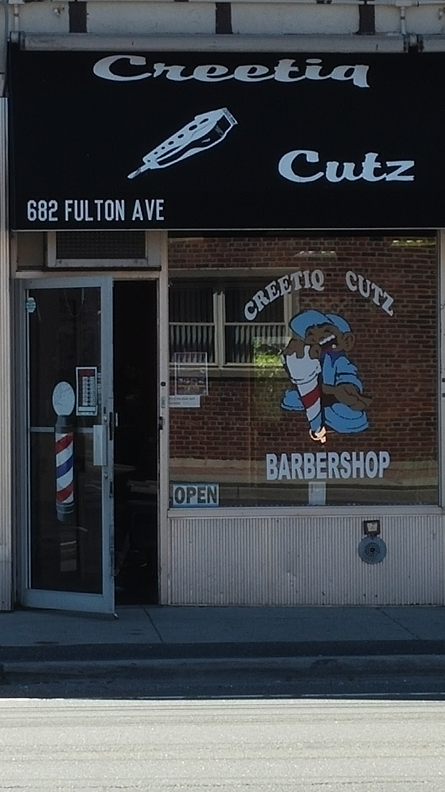 Photo of Creetiq Cutz Traditional Upscale Barbershop in Hempstead City, New York, United States - 10 Picture of Point of interest, Establishment, Health, Hair care