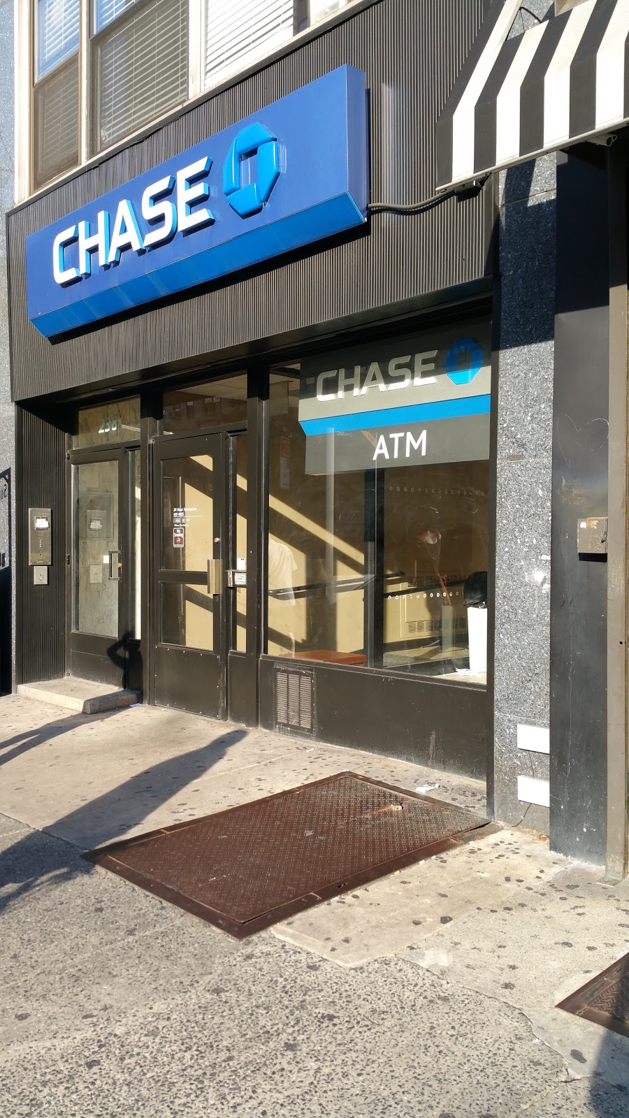 Photo of Chase ATM in New York City, New York, United States - 1 Picture of Point of interest, Establishment, Finance, Atm