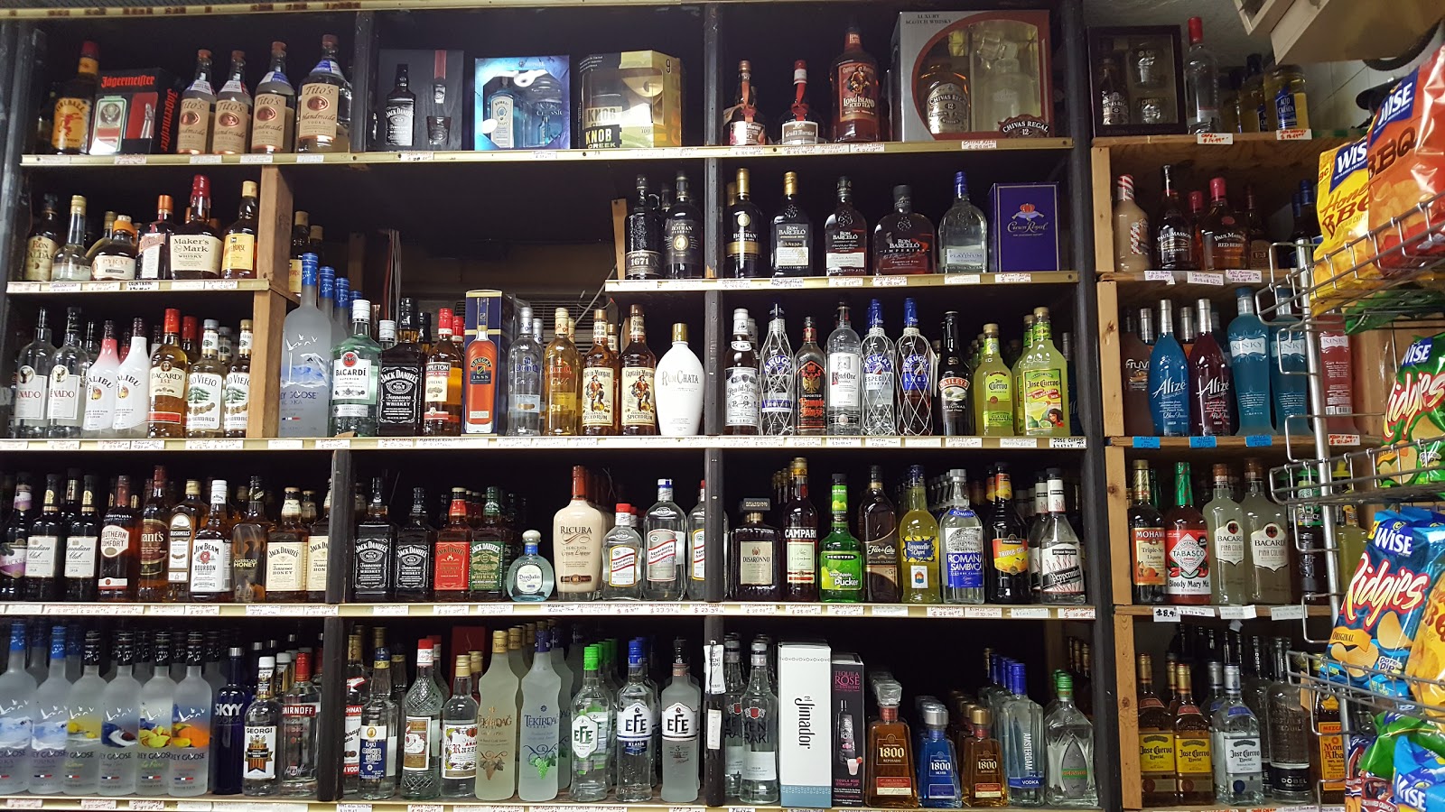 Photo of Rome Liquors in Fairview City, New Jersey, United States - 4 Picture of Point of interest, Establishment, Store, Liquor store